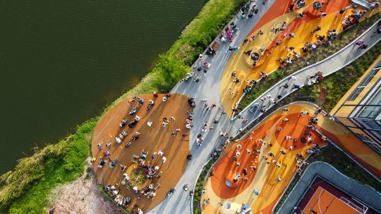 Endereços inovadores: transformando espaços urbanos em ambientes de convivência multiúsos